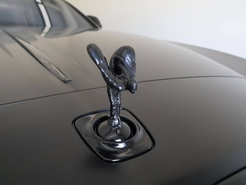 Used 2018 Rolls-Royce Wraith RWD image 43