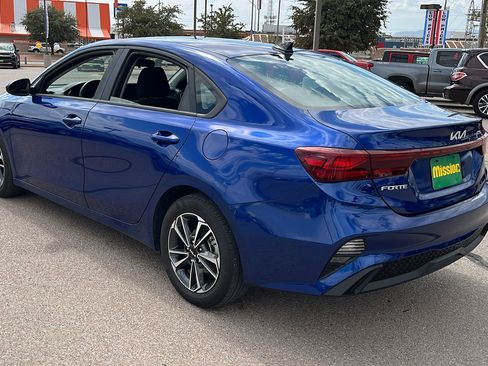 Used 2024 Kia Forte LXS image 6