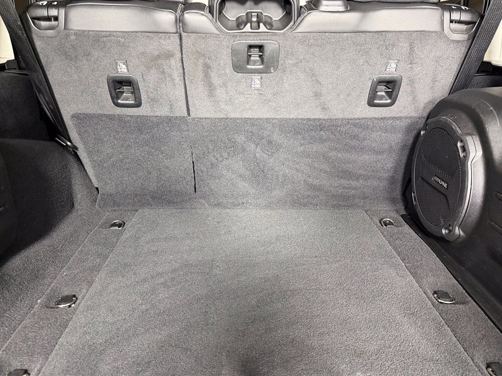 Used 2021 Jeep Wrangler Unlimited Sahara AWD/4WD image 30