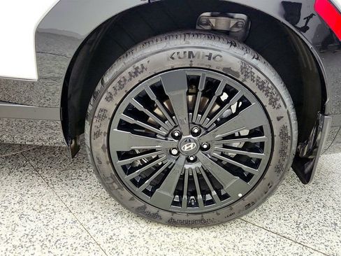 Used 2025 Hyundai Santa Fe Calligraphy image 9