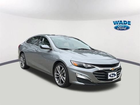 Used 2023 Chevrolet Malibu LT image 3