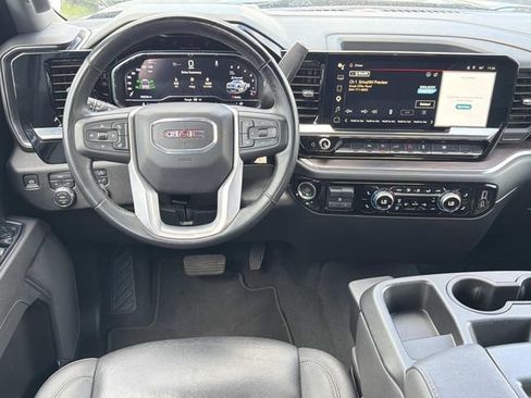 Used 2025 GMC Sierra 1500 SLT AWD/4WD image 23