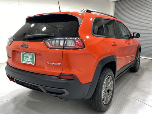 Used 2021 Jeep Cherokee Trailhawk w/ Sun, Sound & Nav Group image 8
