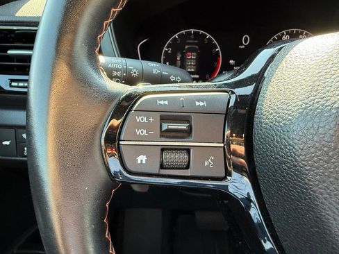 Used 2023 Honda Pilot TrailSport image 13