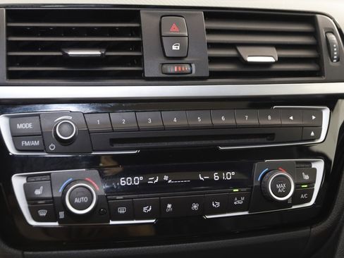 Used 2020 BMW 430i xDrive Coupe w/ Convenience Package image 33