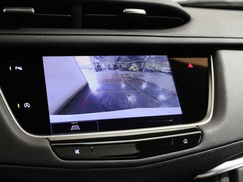 Certified 2024 Cadillac XT5 Premium Luxury AWD/4WD image 18
