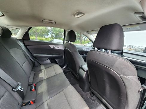 Used 2022 Kia Forte LXS image 24