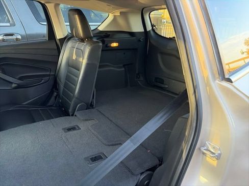 Used 2017 Ford Escape Titanium FWD image 5