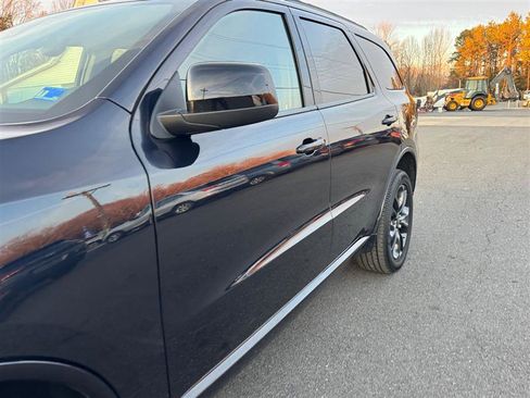 Used 2024 Dodge Durango SXT w/ SXT Blacktop Group image 16