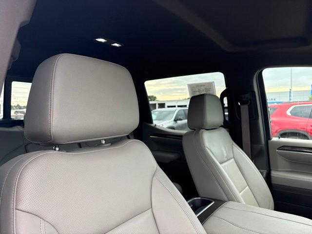Used 2025 Chevrolet Silverado 1500 LTZ w/ Technology Package AWD/4WD image 45