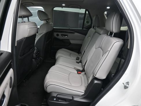 Certified 2024 Honda Pilot Elite image 22