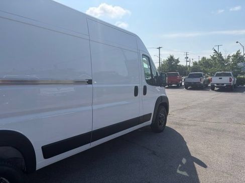 Used 2023 RAM ProMaster 2500 FWD image 11