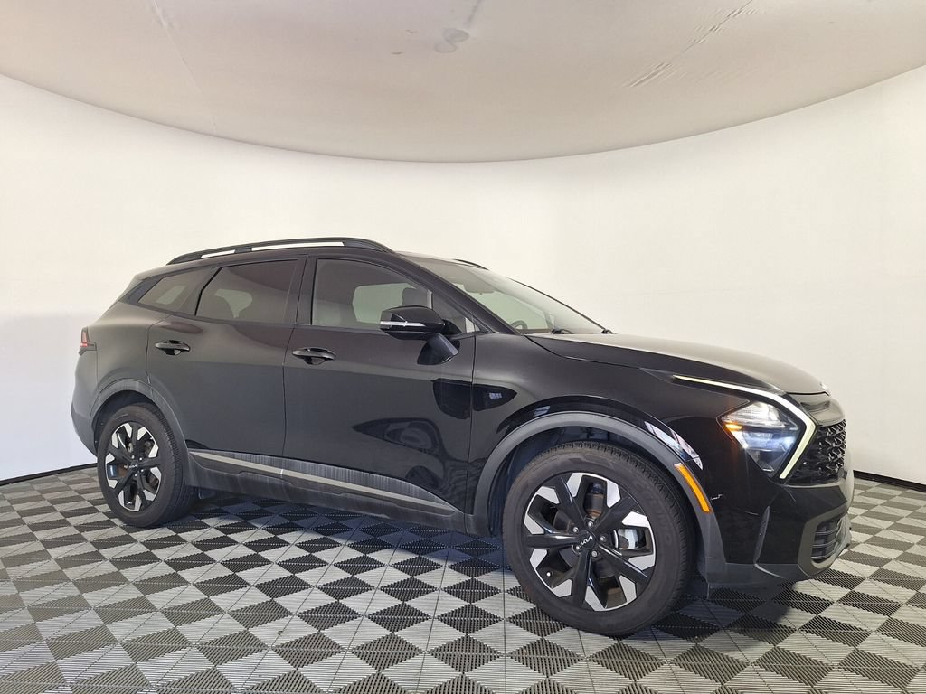 Used 2023 Kia Sportage X-Line w/ X-Line Premium Package AWD/4WD image 3