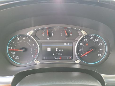 Used 2023 Chevrolet Traverse LT w/ LT Premium Package AWD/4WD image 11