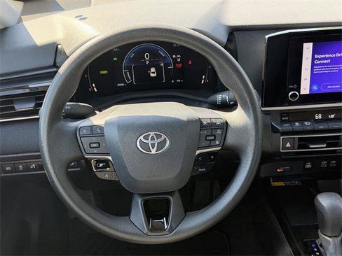 Certified 2025 Toyota Camry LE image 11