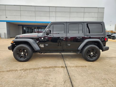 Used 2021 Jeep Wrangler Unlimited Sport S image 5