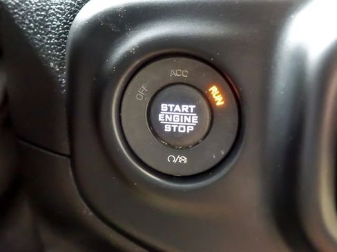 Used 2021 Jeep Wrangler Unlimited Sport AWD/4WD image 20