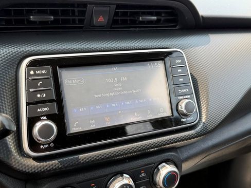 Used 2021 Nissan Kicks S FWD image 23