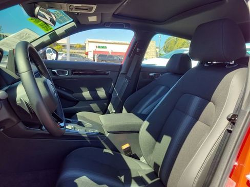 Used 2025 Honda Civic Sport image 17