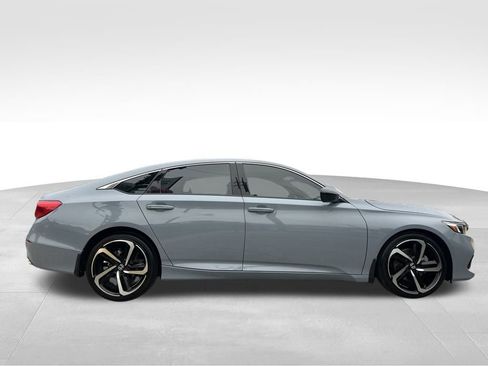 Used 2021 Honda Accord Sport image 12