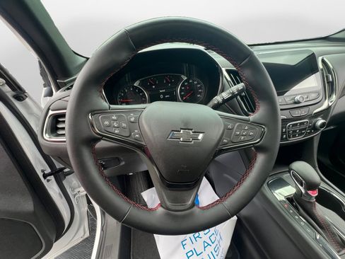 Used 2024 Chevrolet Equinox RS w/ RS Leather Package FWD image 10