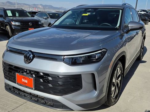 Certified 2026 Volkswagen Tiguan S FWD image 3