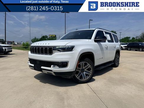 Used 2024 Jeep Wagoneer Series II w/ Flexible Seating Group AWD/4WD image 1