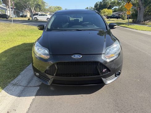 Used 2013 Ford Focus ST FWD image 7