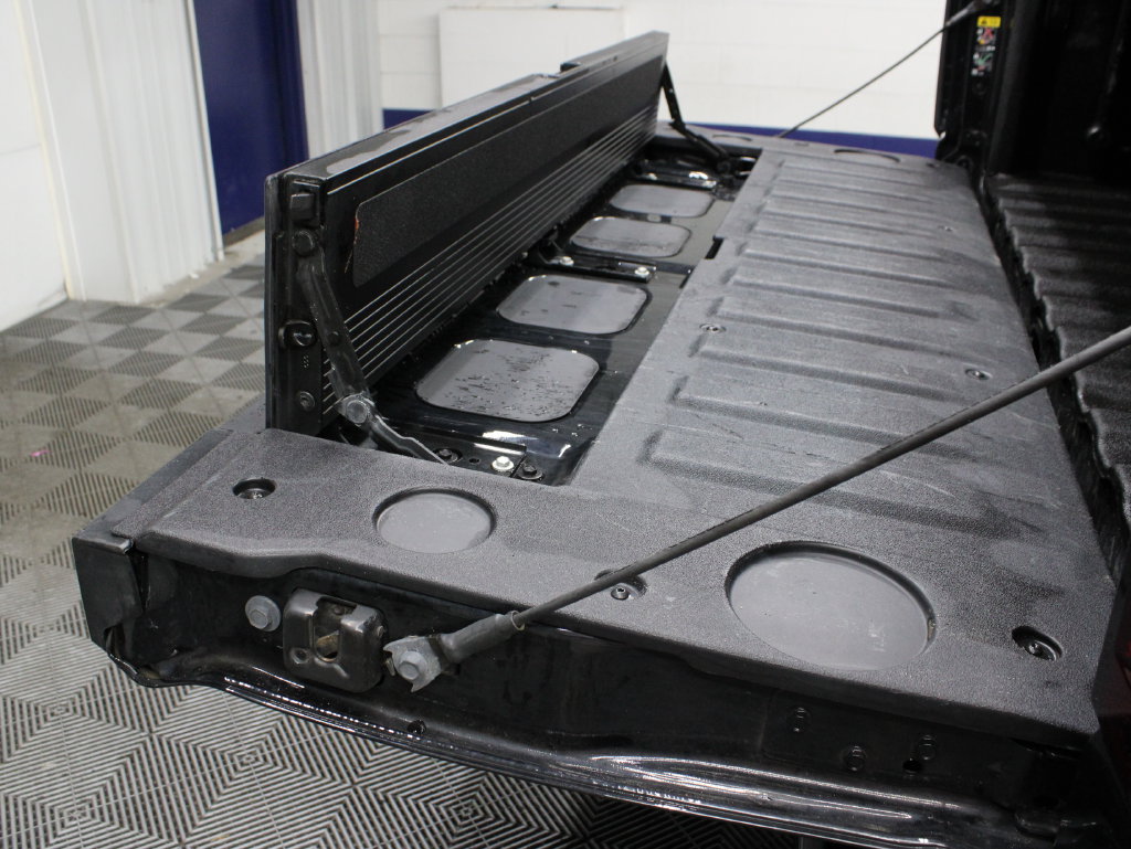 Used 2024 GMC Sierra 1500 AT4 w/ Technology Package AWD/4WD image 52