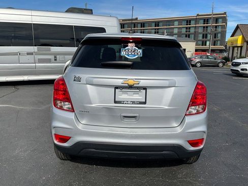 Used 2020 Chevrolet Trax LS w/ Tint and Cruise Package FWD image 6