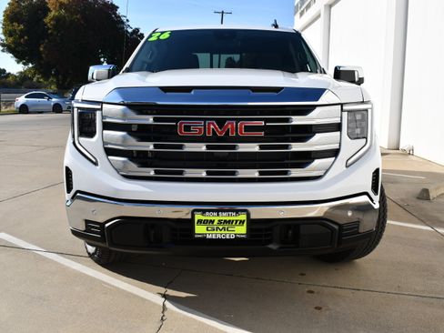 New 2026 GMC Sierra 1500 SLE w/ Preferred Package image 4