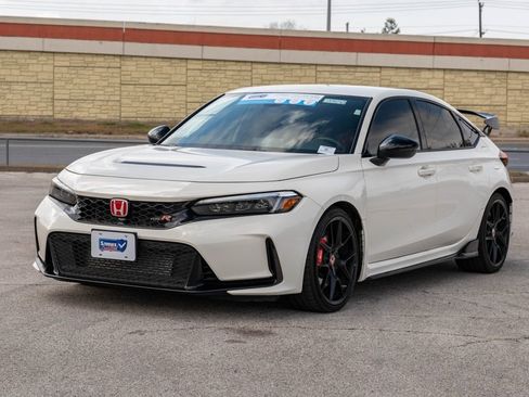 Used 2025 Honda Civic Type R image 3