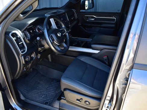 Used 2022 RAM 1500 Big Horn AWD/4WD image 18