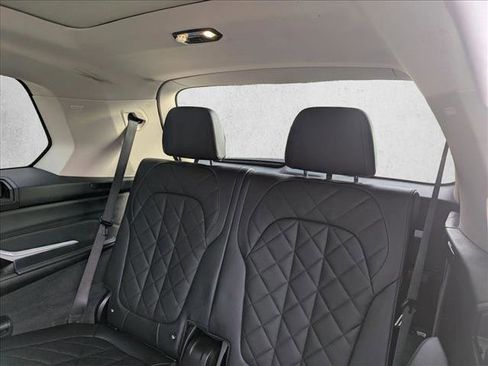 Used 2023 BMW X7 xDrive40i image 20