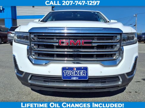 Used 2022 GMC Acadia SLE w/ Driver Convenience Package image 3