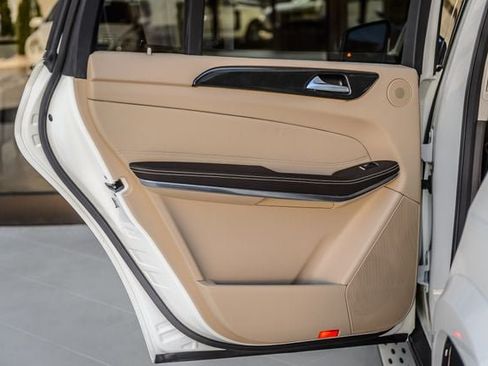 Used 2018 Mercedes-Benz GLS 550 4MATIC image 59