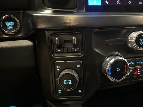 New 2026 Ford F350 Lariat w/ Black Appearance Package AWD/4WD image 37