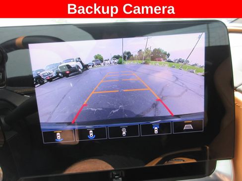 Used 2021 Chevrolet Corvette Stingray Premium Conv w/ Z51 Performance Package RWD image 14