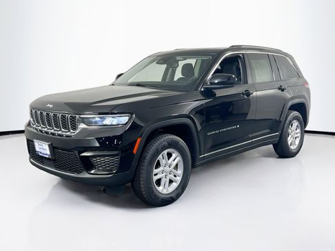 Used 2023 Jeep Grand Cherokee Laredo w/ Luxury Tech Group I image 1