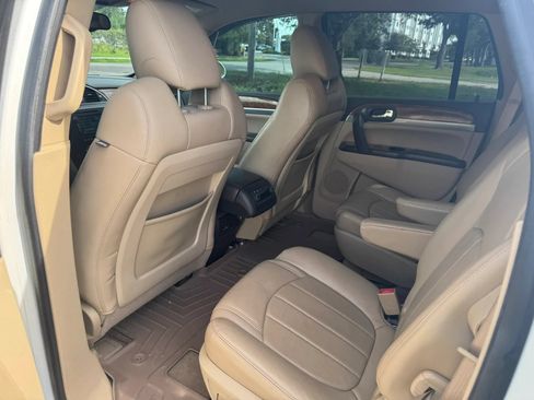 Used 2011 Buick Enclave CXL w/ LPO, Cargo Convenience Pkg AWD/4WD image 18