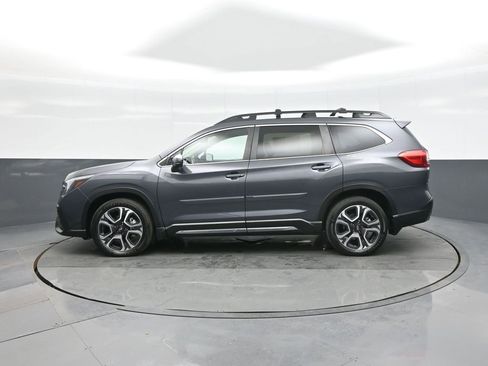 Used 2023 Subaru Ascent Limited w/ Technology Package image 4