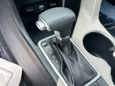 Certified 2020 Kia Sportage LX w/ LX Popular Package image 16