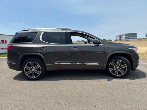 Used 2019 GMC Acadia Denali w/ Technology Package AWD/4WD image 12