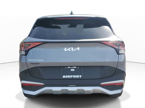Used 2025 Kia Sportage LX FWD image 6