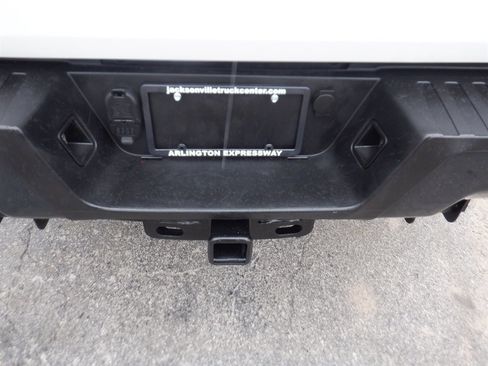 Used 2022 Ford F250 XL w/ Power Equipment Group image 5