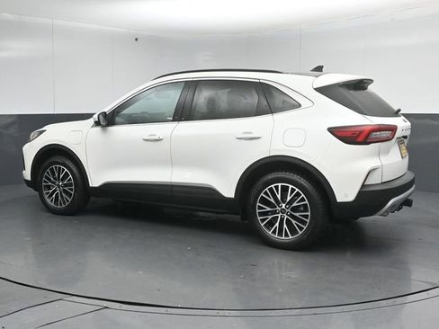 Certified 2024 Ford Escape Base w/ PHEV Premium Package image 5