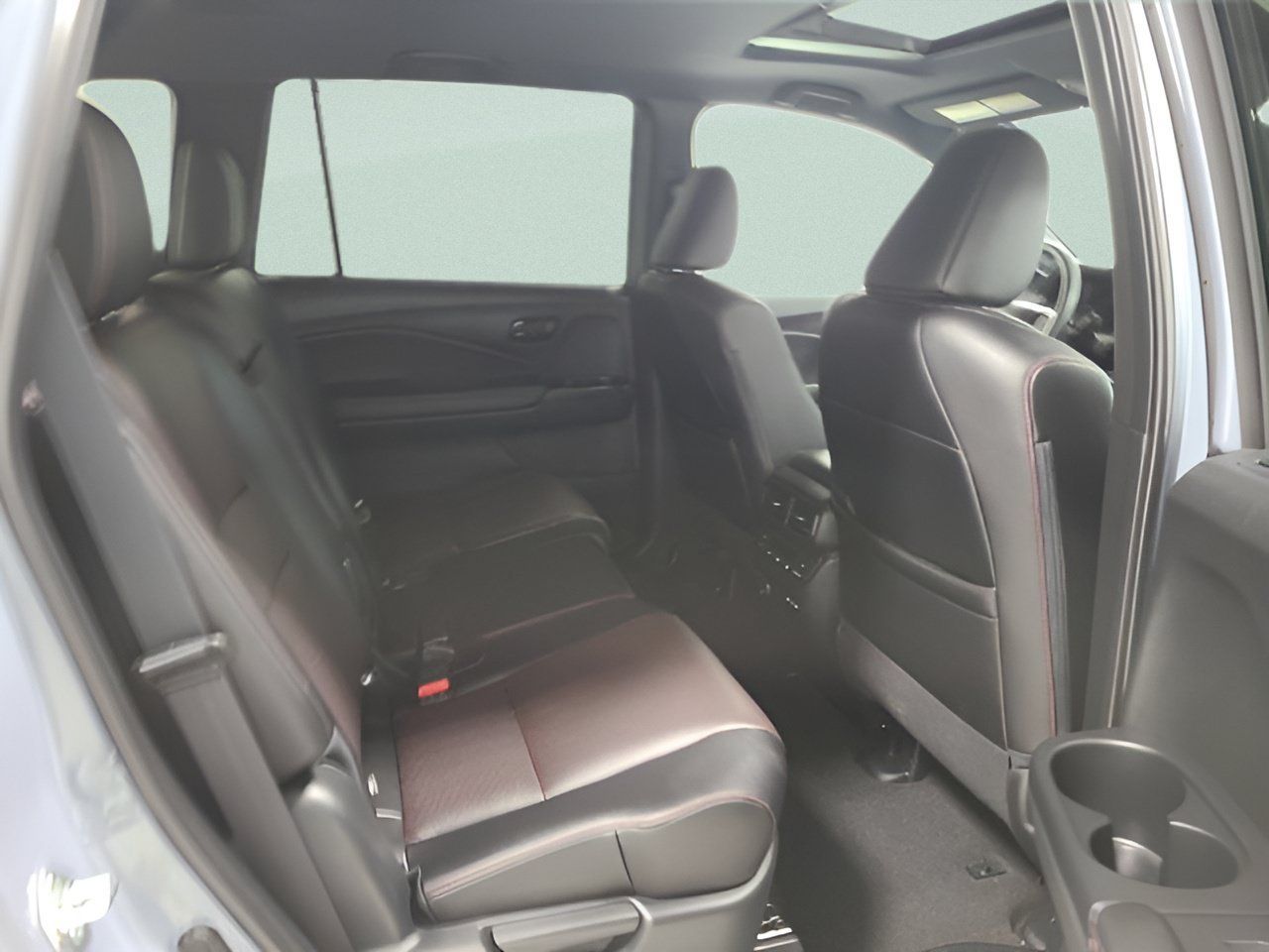 Used 2024 Honda Passport Black Edition image 15