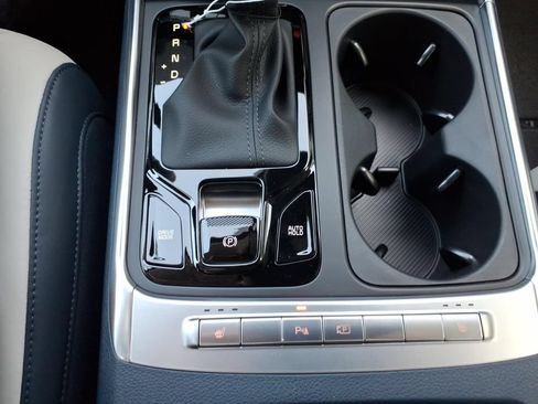 New 2026 Kia Carnival EX FWD image 15