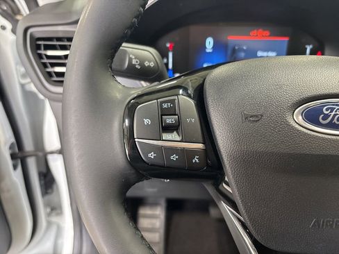 Used 2023 Ford Escape Active image 11