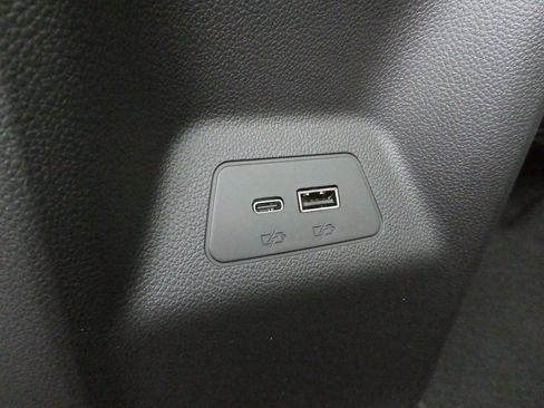 New 2025 Buick Envision Sport Touring image 40